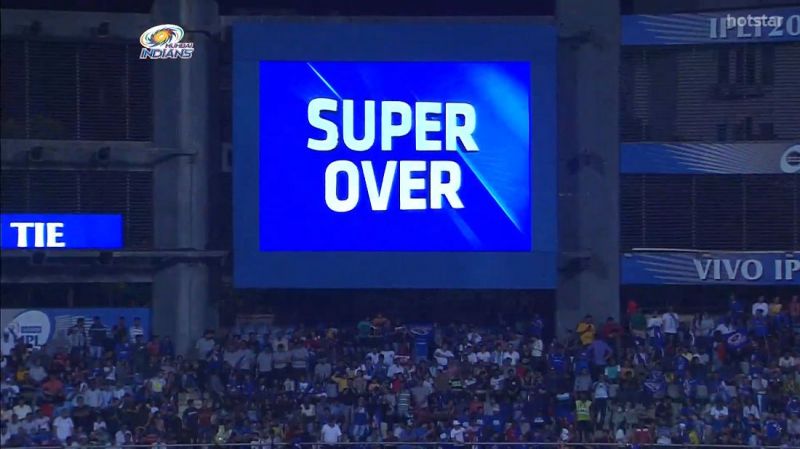 Super Over in Cricket Explained: Complete Beginner Guide With Examples, Rules & FAQs